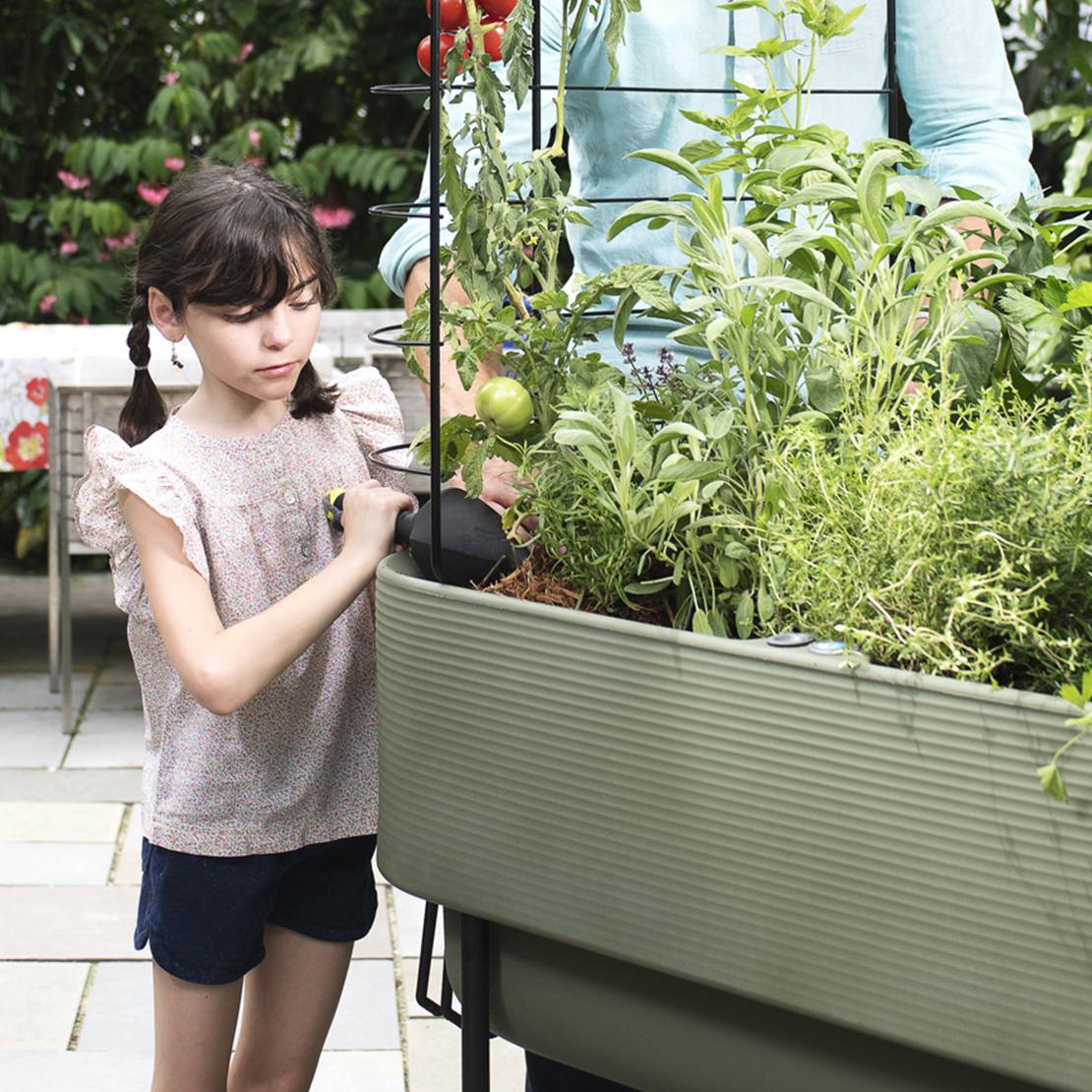 Crescent Garden Planters Watering Cans Sprayers