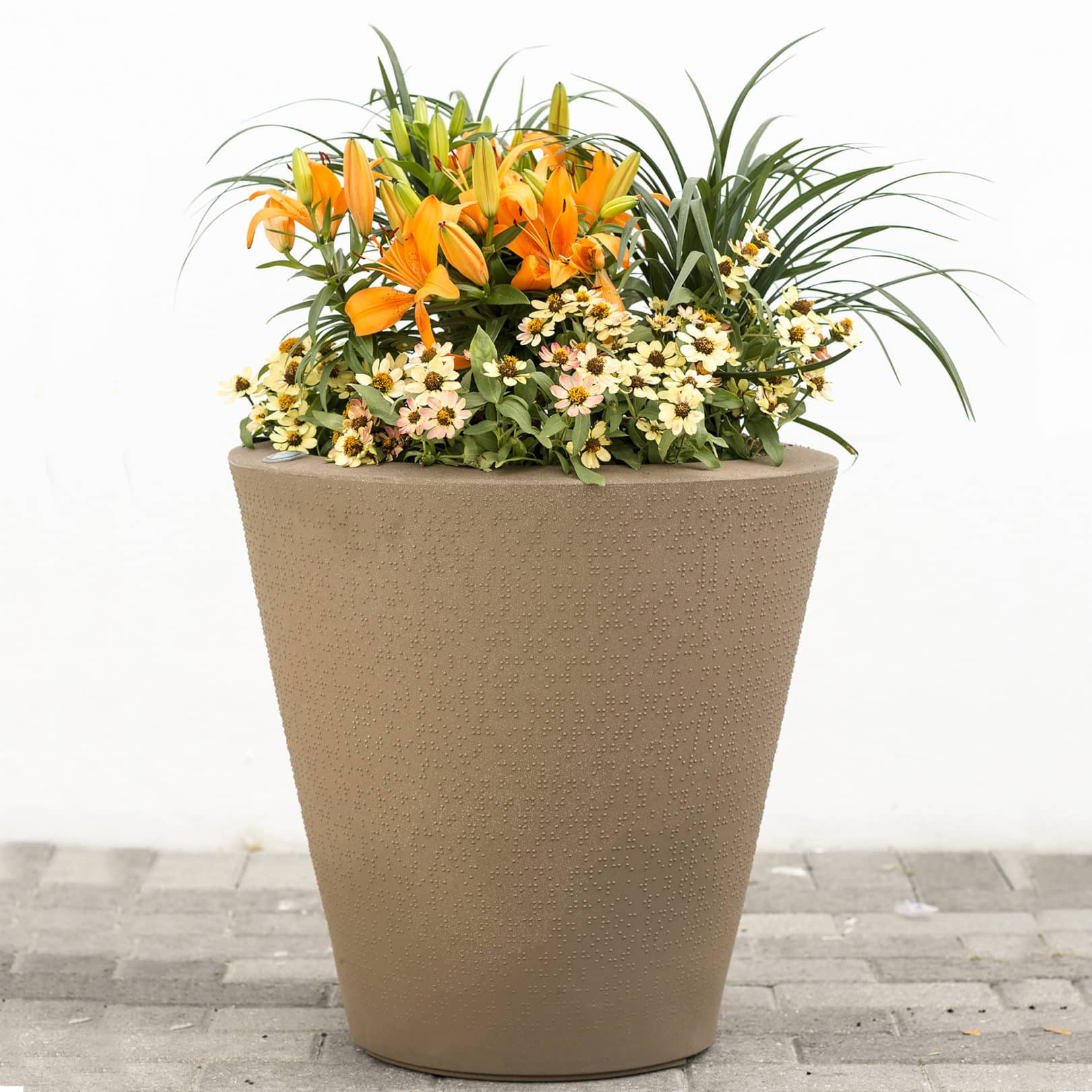 Potted Dot Planter with TruDrop System
