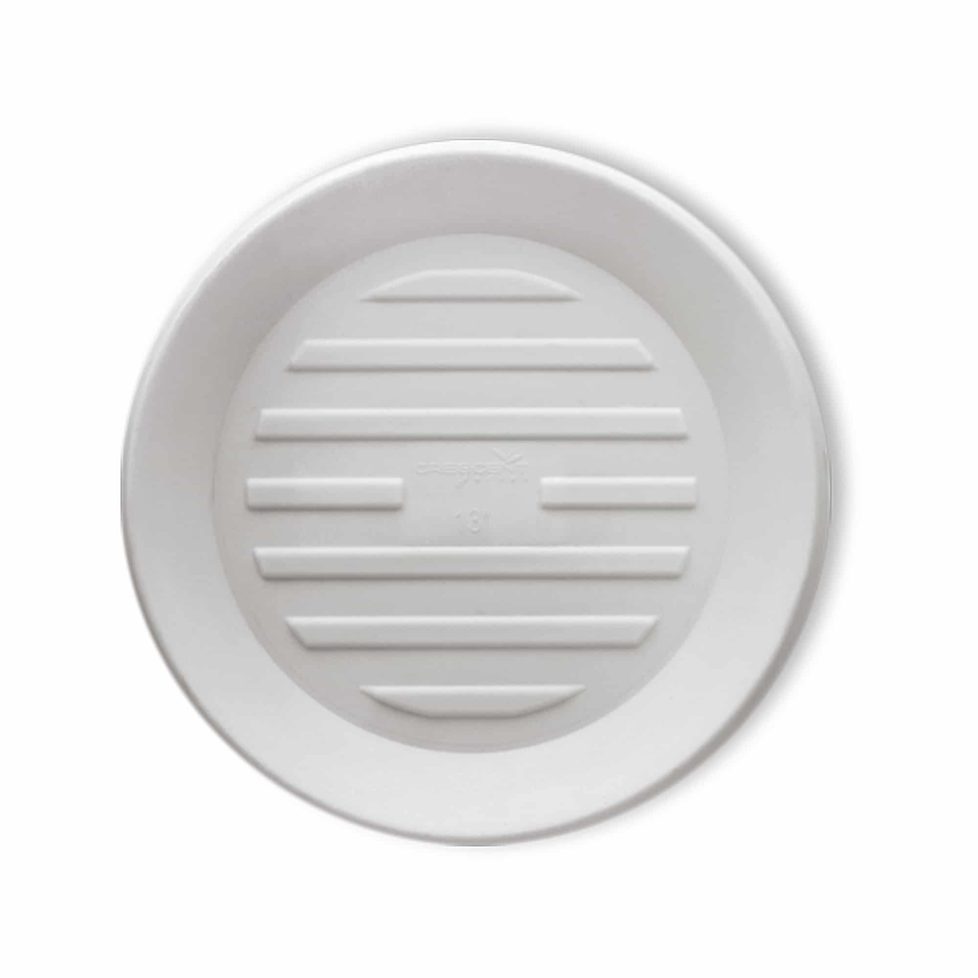 universal round saucer in alpine white