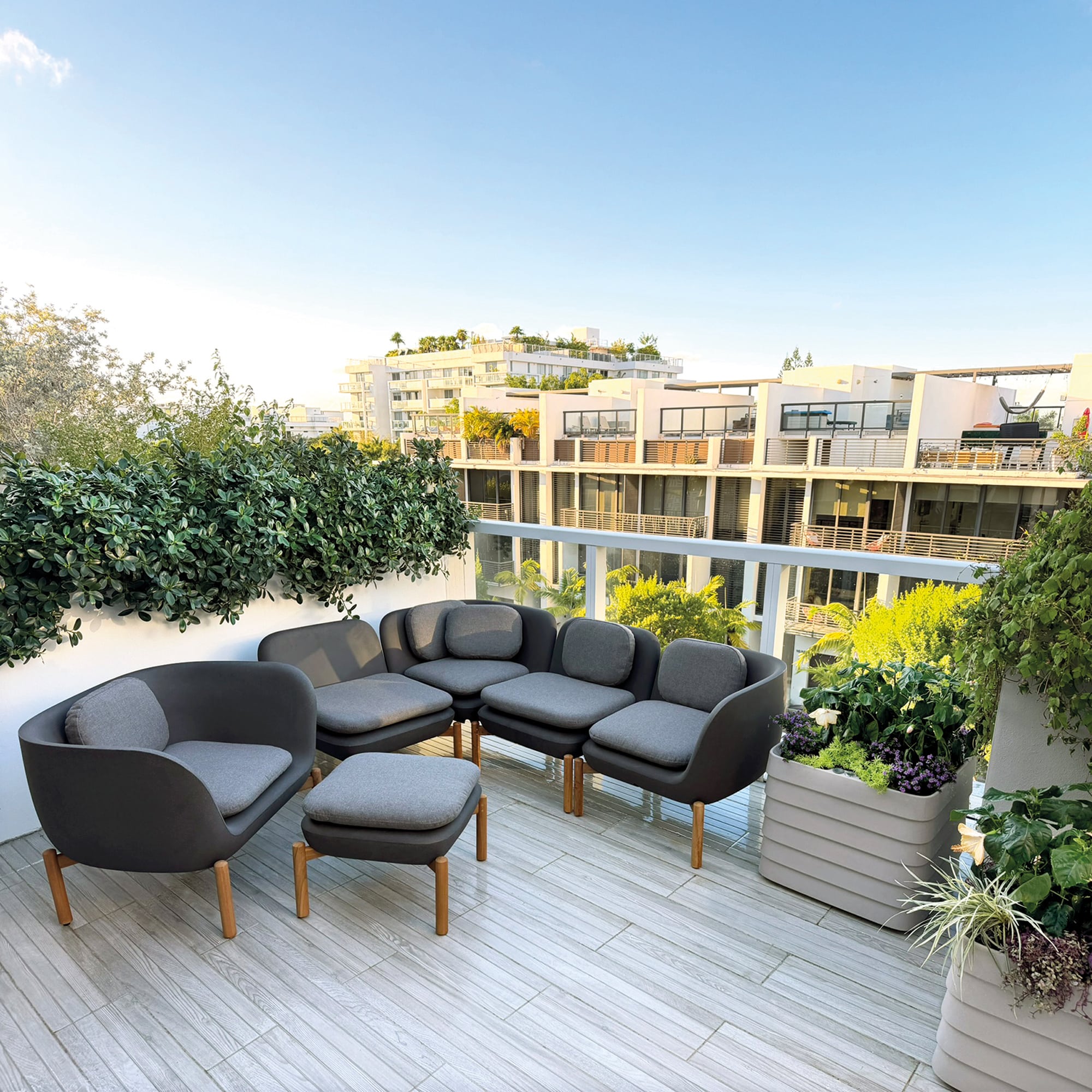 Crescent Garden InOu Elements 4-Seater Sofa, Arm Chair, & Ottoman in Shadow with Crescent Garden Slat TruDrop Self-Watering Planters in Parchment