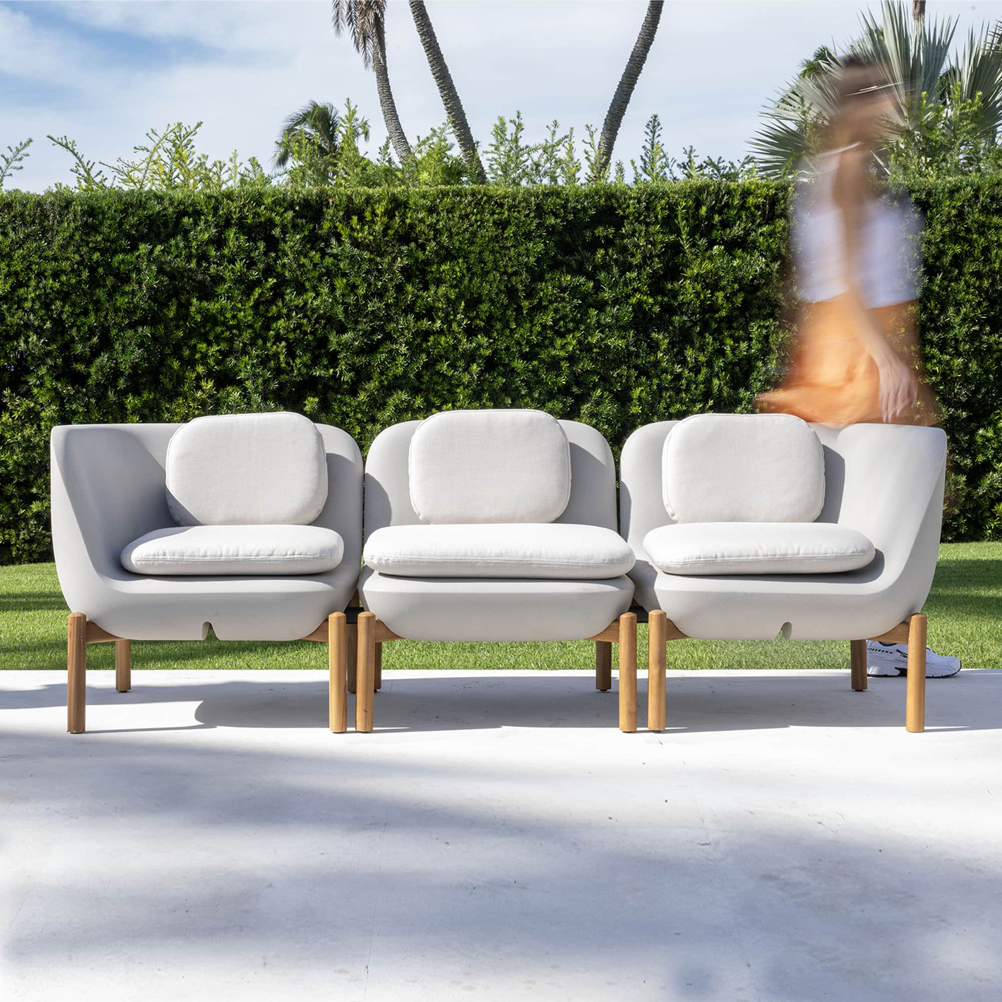 Inou Elements 3-seater sofa in Parchment with Teak Legs